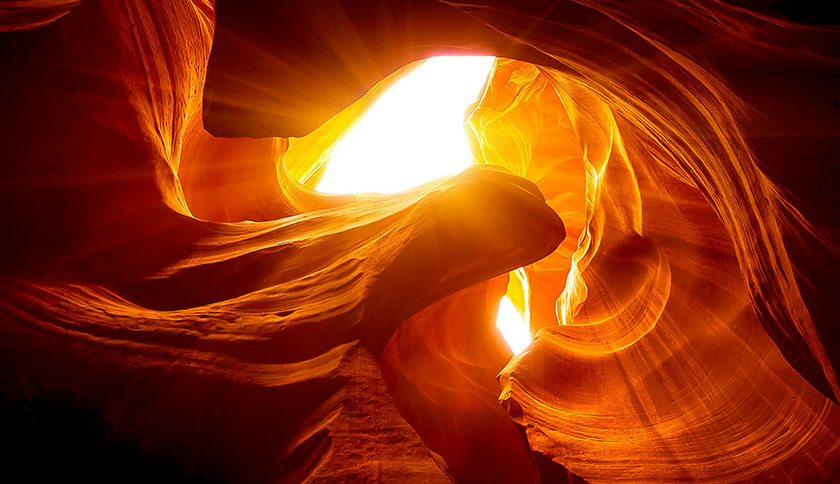 凯发天生一触即发制药盛装参展2024西鼎会，共绘健康产业新蓝图！